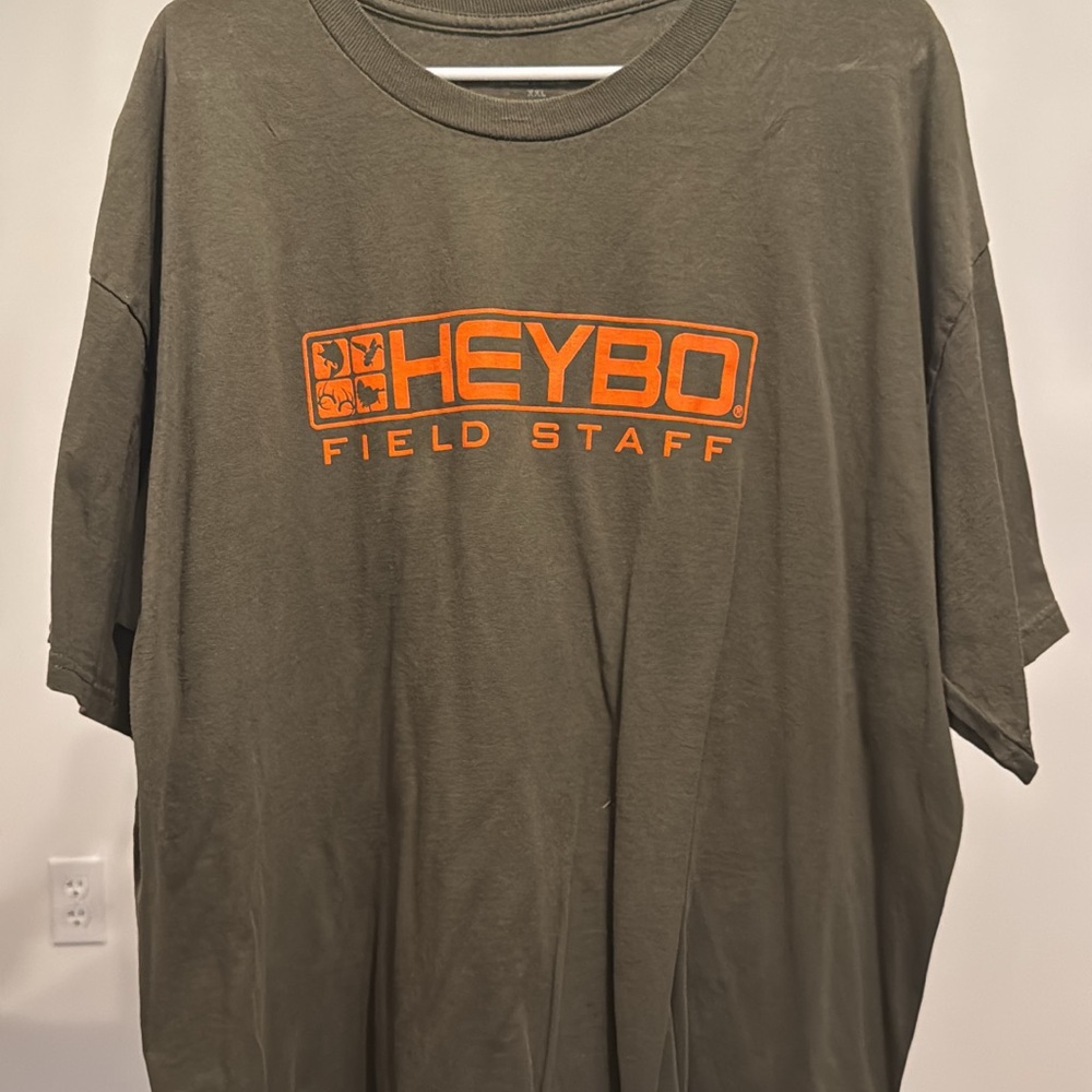 Heybo Men's Short Sleeve Olive Tee